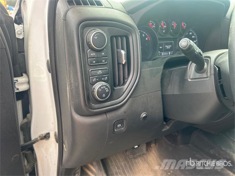Chevrolet 1500 4x4 Crew Cab Pickup Citi