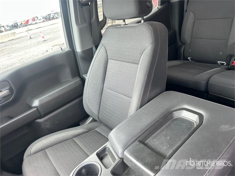 Chevrolet 1500 4x4 Crew Cab Pickup Citi