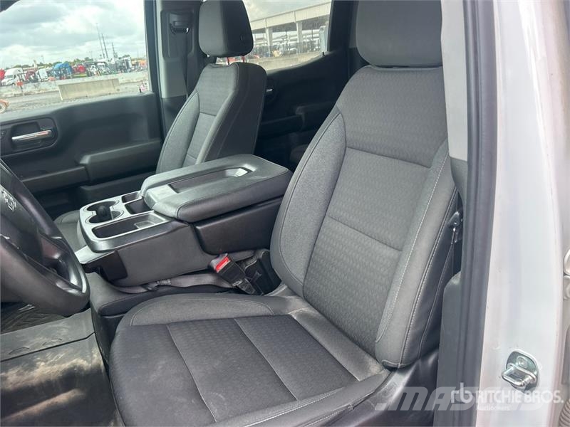 Chevrolet 1500 4x4 Crew Cab Pickup Citi