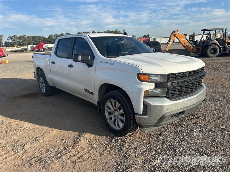 Chevrolet 1500 4x4 Crew Cab Pickup Autre fourgon / utilitaire