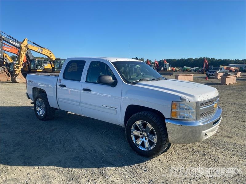 Chevrolet 1500 4x4 Crew Cab Pickup Drugi
