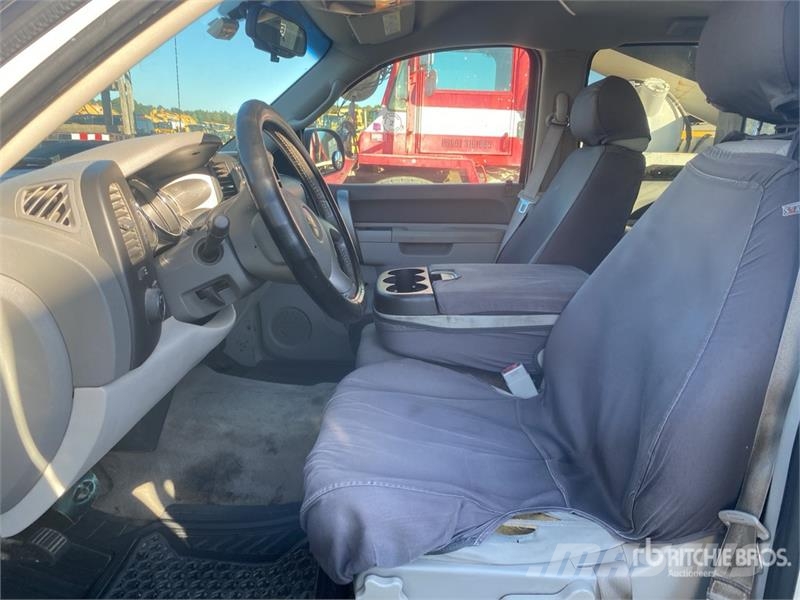 Chevrolet 1500 4x4 Crew Cab Pickup Drugi