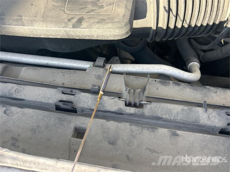 Chevrolet 1500 4x4 Crew Cab Pickup Autre fourgon / utilitaire