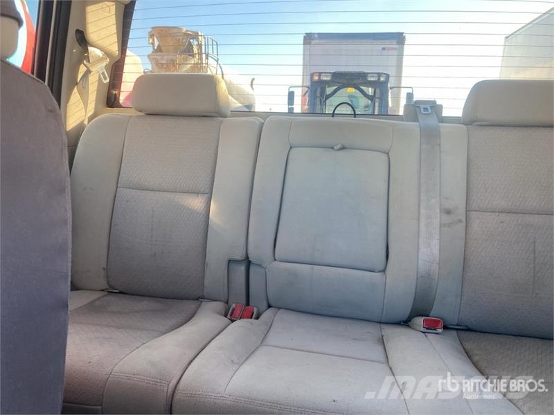 Chevrolet 1500 4x4 Crew Cab Pickup Drugi