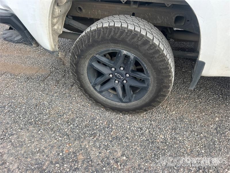 Chevrolet 1500 4x4 Crew Cab Pickup Citi