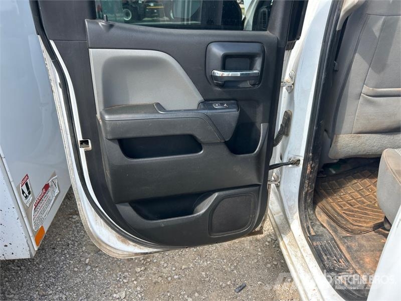 Chevrolet 1500 4x4 Dual Cab Pickup (Inoperable) Andre varebiler