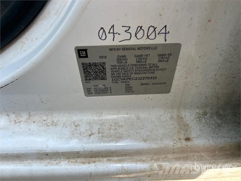 Chevrolet 1500 4x4 Dual Cab Pickup (Inoperable) Andre varebiler