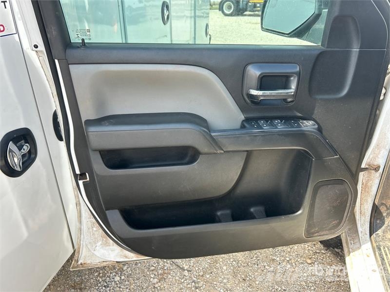 Chevrolet 1500 4x4 Dual Cab Pickup (Inoperable) Andre varebiler