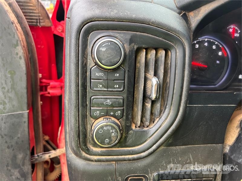 Chevrolet 1500 4x4 Pickup 其他