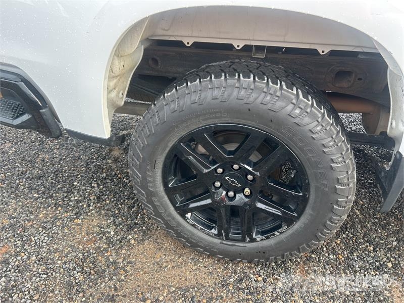 Chevrolet 1500 Z71 4x4 Crew Cab Pickup Citi
