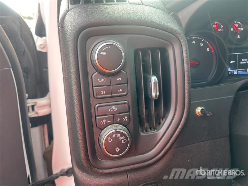 Chevrolet 1500 Z71 4x4 Crew Cab Pickup Citi