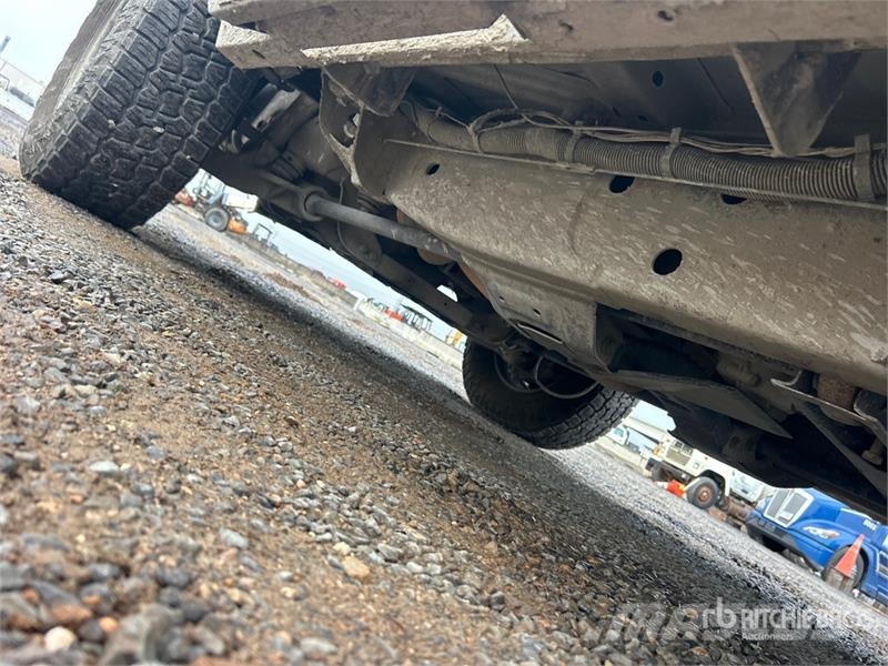 Chevrolet 2500 4x4 Crew Cab Pickup Otros