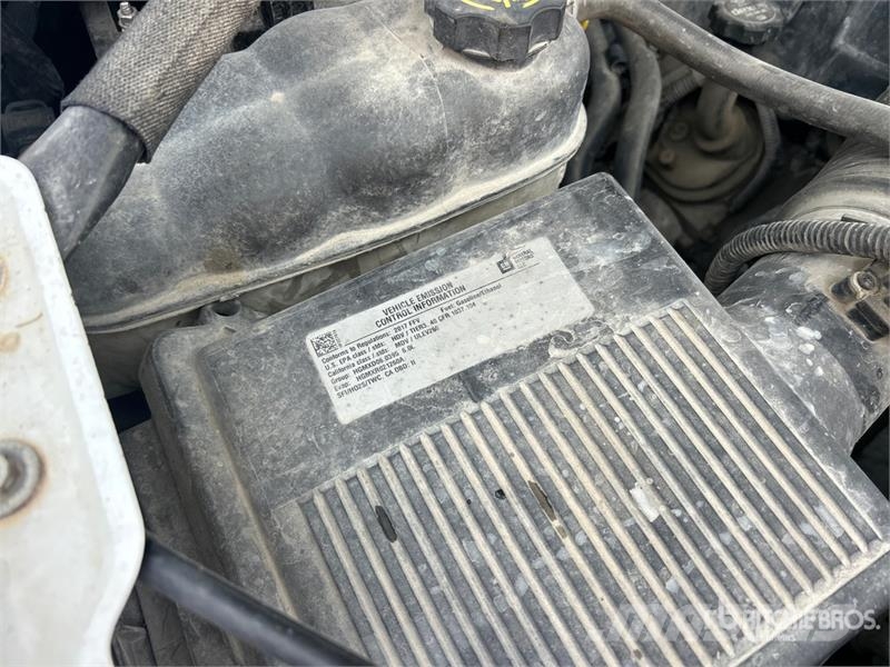 Chevrolet 2500 4x4 Crew Cab Pickup Otros