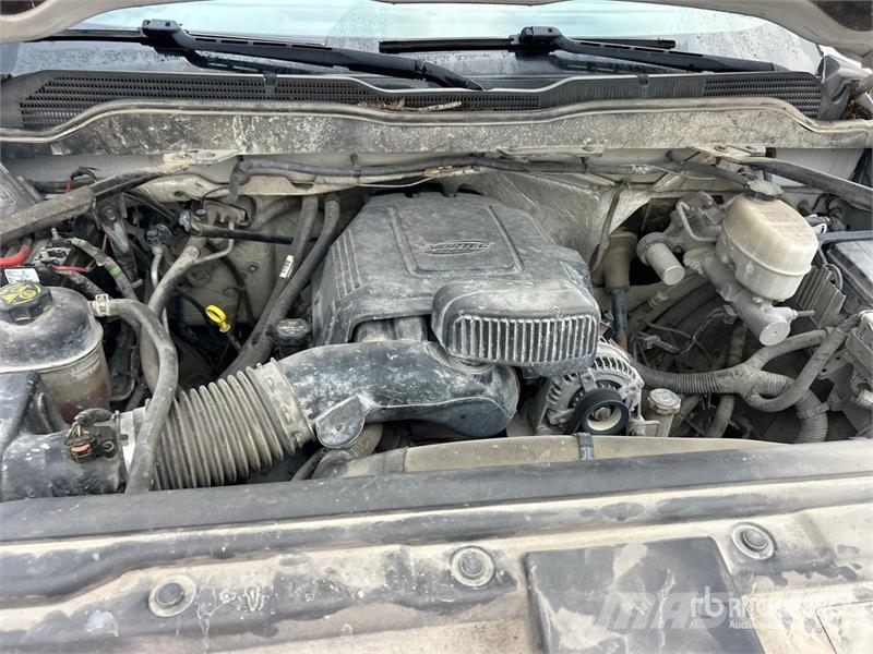 Chevrolet 2500 4x4 Crew Cab Pickup Otros