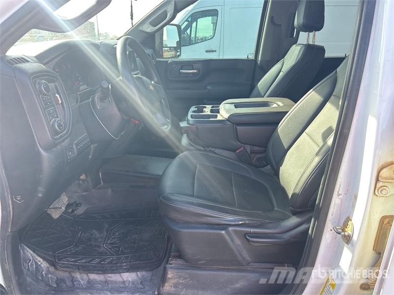 Chevrolet 2500 4x4 Dual Cab Pickup 기타