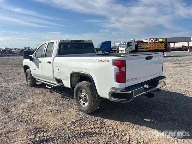 Chevrolet 2500 4x4 Dual Cab Pickup 기타