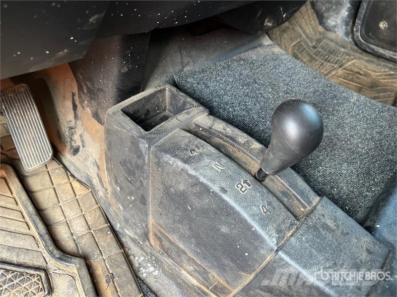 Chevrolet 2500HD 4x4 Crew Cab Pickup Ostalo