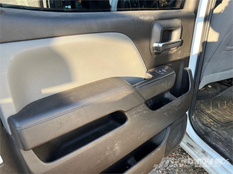 Chevrolet 2500HD 4x4 Crew Cab Pickup Ostalo