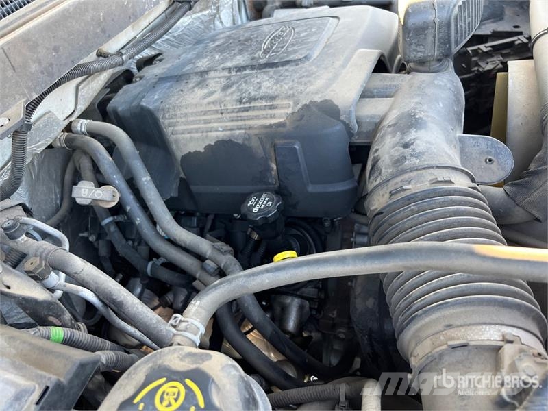 Chevrolet 2500HD 4x4 Crew Cab Pickup Ostalo