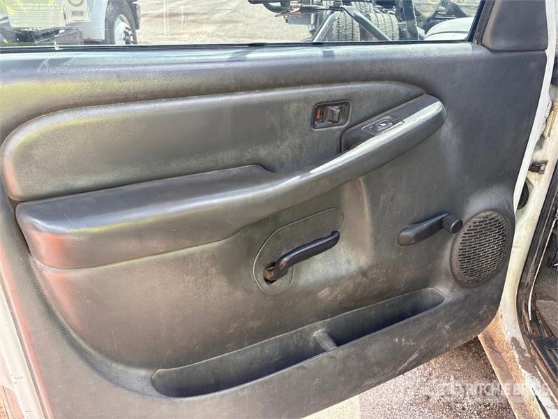 Chevrolet 3500 Kamioni sa otvorenim sandukom