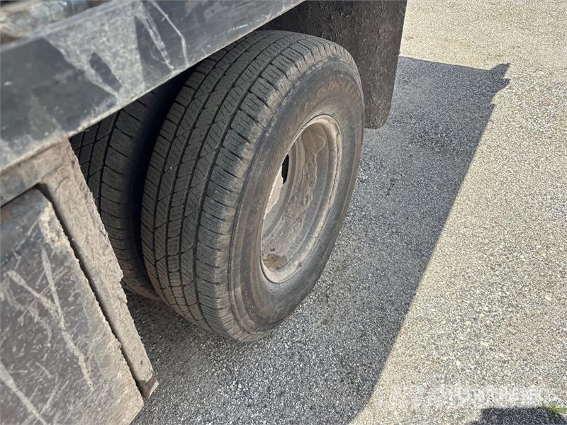 Chevrolet 3500 Kamioni sa otvorenim sandukom