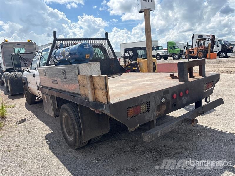 Chevrolet 3500 Kamioni sa otvorenim sandukom