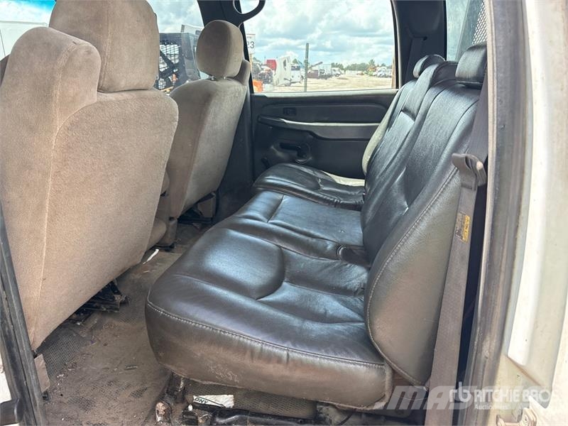 Chevrolet 3500 Kamioni sa otvorenim sandukom