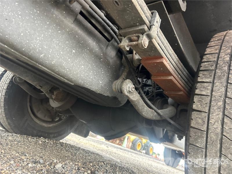 Chevrolet 3500 HD Flakbilar