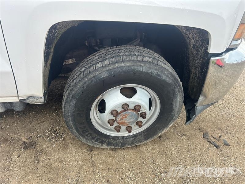 Chevrolet 3500 HD Flakbilar