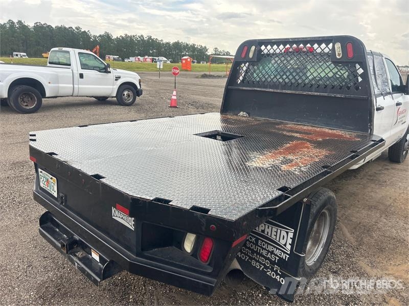 Chevrolet 3500 HD Flakbilar