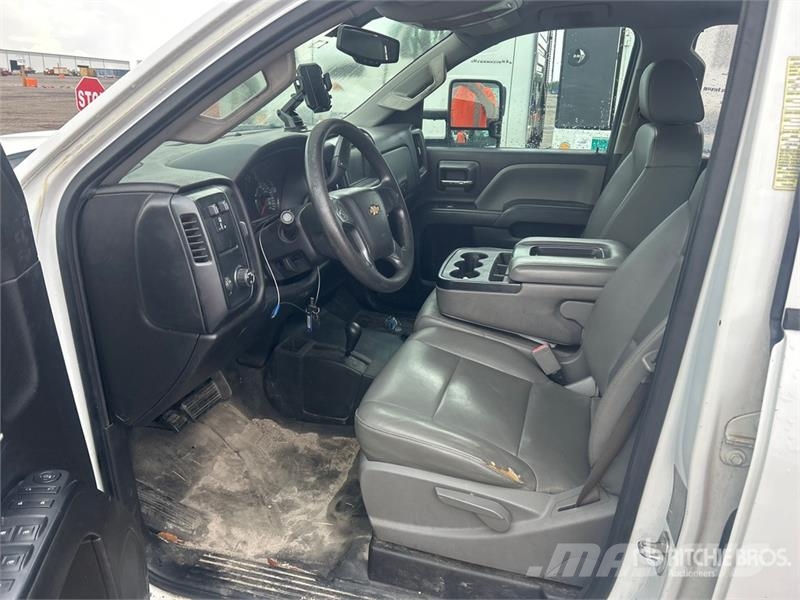 Chevrolet 3500 HD Flakbilar