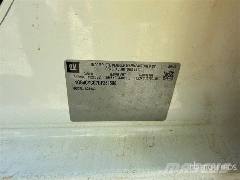 Chevrolet 3500 HD 4x2 Crew Cab Simpson water pump with 35 ga Utilitaire benne