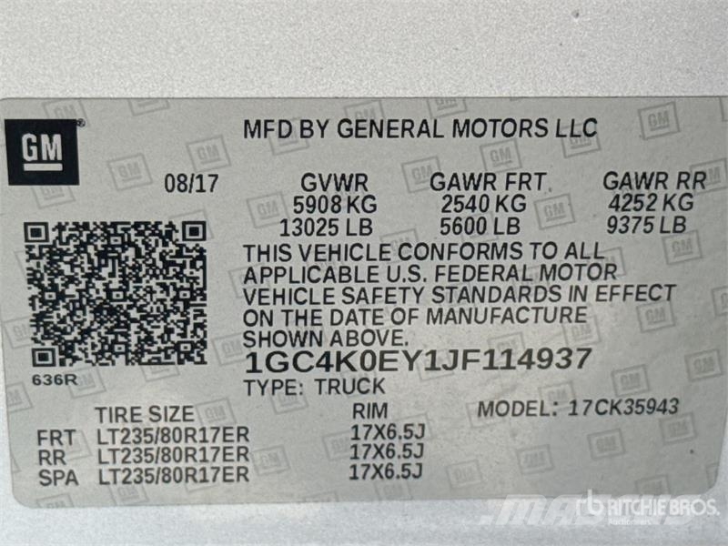 Chevrolet 3500 HD 4x4 Crew Cab Pickup Drugi