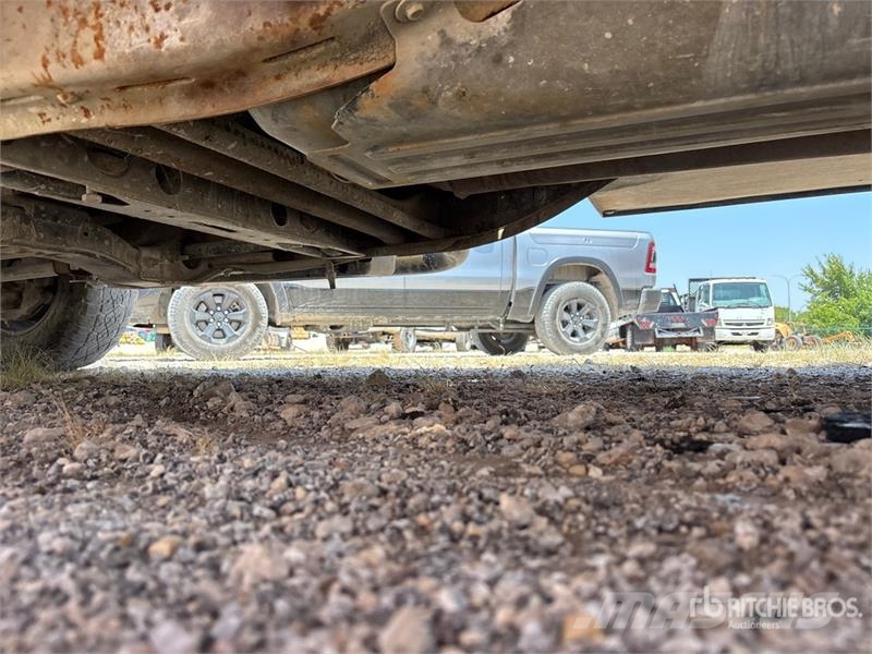 Chevrolet 3500 Utility Truck (Inoperable) Pickup/Αγροτικό