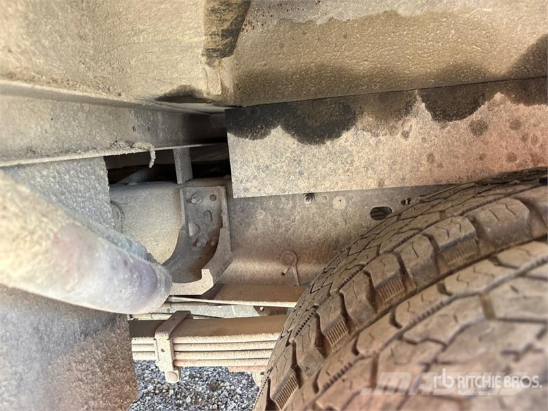 Chevrolet 3500 Utility Truck (Inoperable) Pickup/Αγροτικό