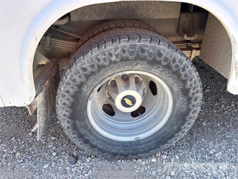 Chevrolet 3500 Utility Truck (Inoperable) Pickup/Αγροτικό