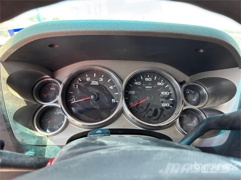 Chevrolet 3500 Utility Truck (Inoperable) Pickup/Αγροτικό