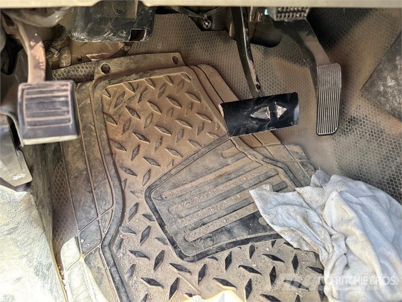 Chevrolet 3500 Utility Truck (Inoperable) Pickup/Αγροτικό