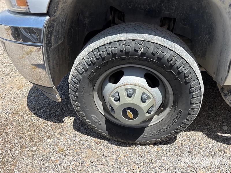 Chevrolet 3500 Utility Truck (Inoperable) Pickup/Αγροτικό