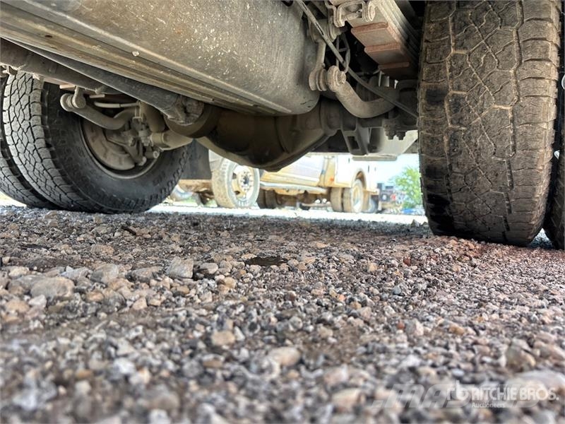 Chevrolet 3500 Utility Truck (Inoperable) Pickup/Αγροτικό