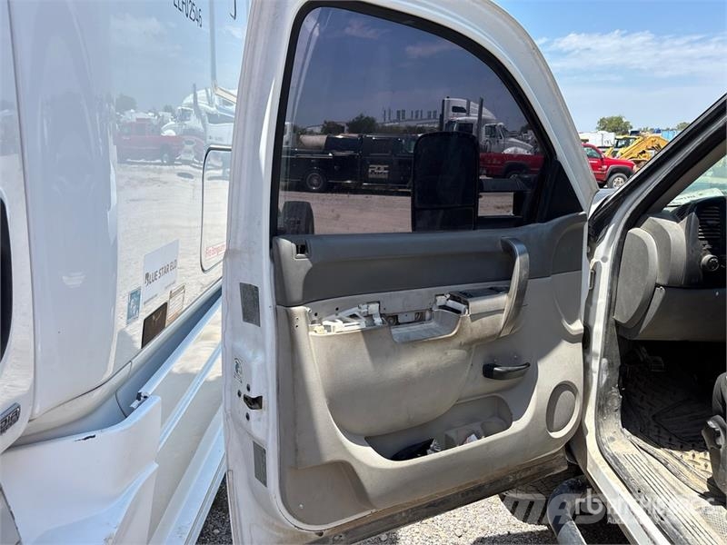 Chevrolet 3500 Utility Truck (Inoperable) Pick up/Dropside