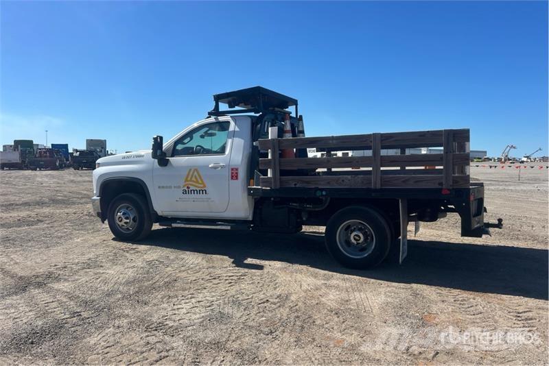 Chevrolet 3500HD Flatbed kamyonlar