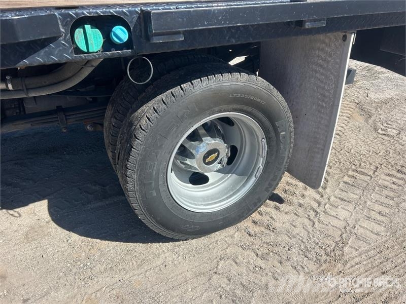 Chevrolet 3500HD Flatbed kamyonlar