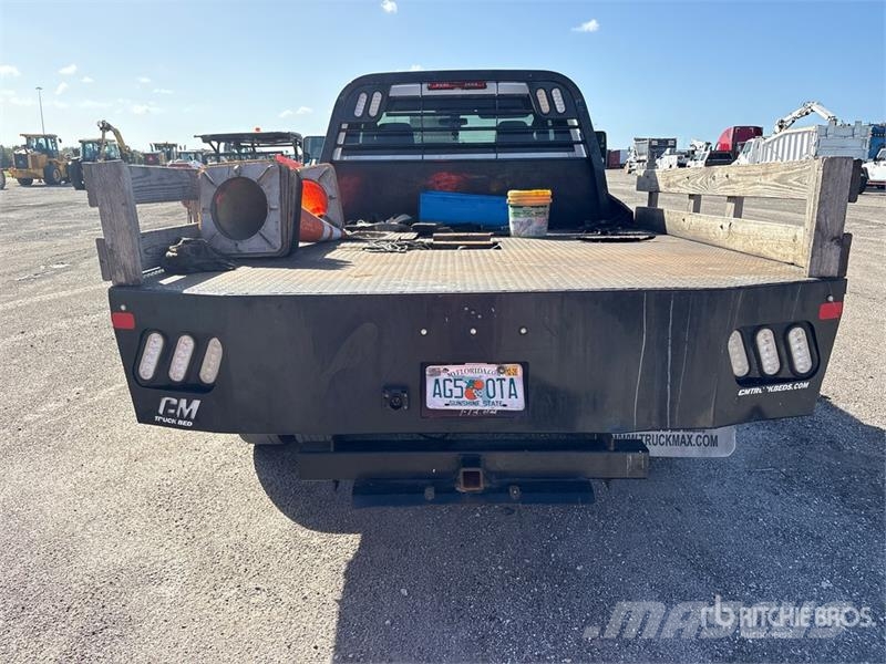 Chevrolet 3500HD Flatbed kamyonlar
