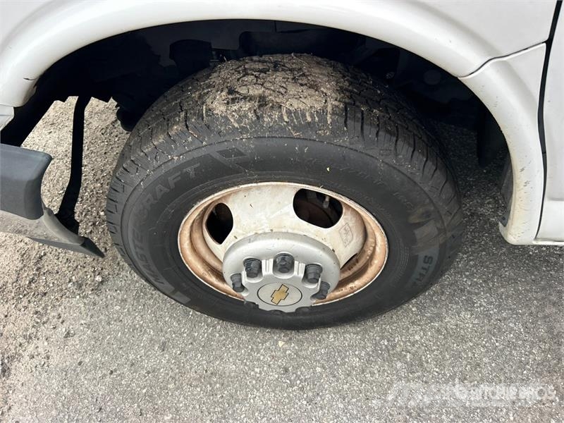 Chevrolet 4500 Mini avtobusi