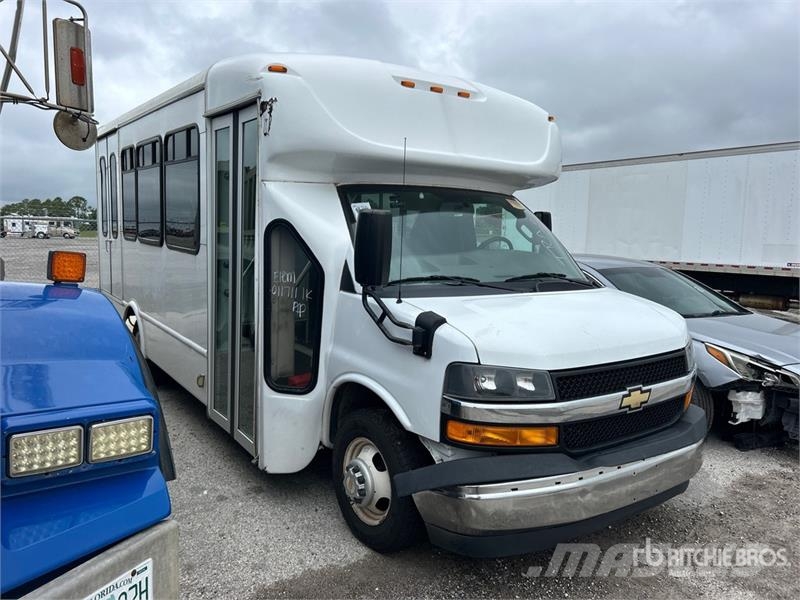Chevrolet 4500 Mini avtobusi