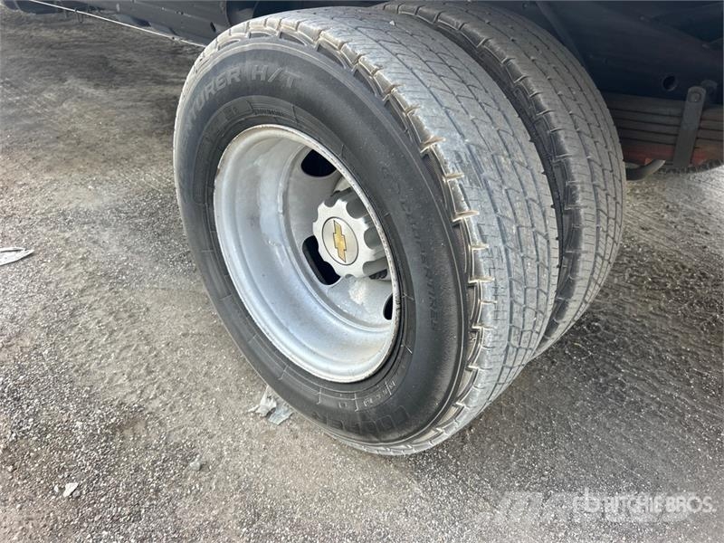 Chevrolet 4500 4x2 Van Truck Kapali kasa kamyonlar