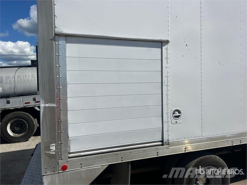 Chevrolet 4500 4x2 Van Truck Kapali kasa kamyonlar