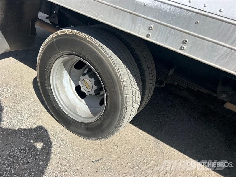 Chevrolet 4500 4x2 Van Truck Kapali kasa kamyonlar