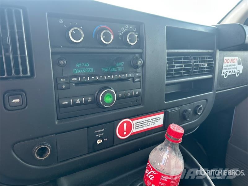 Chevrolet 4500 4x2 Van Truck Kapali kasa kamyonlar